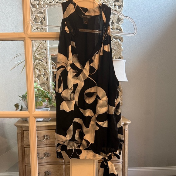 White House Black Market Tops - White House Black Market Size L